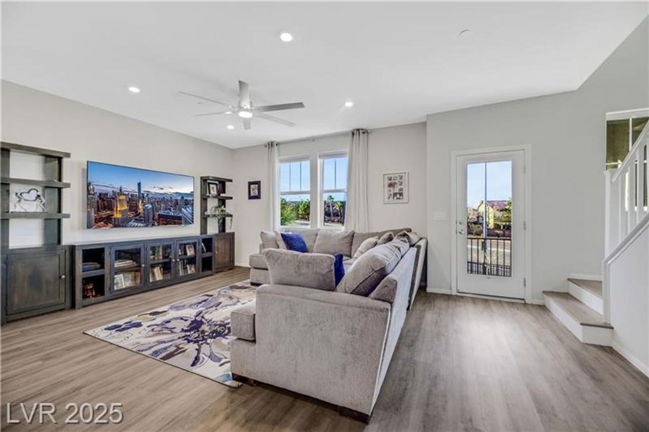 1180 Solano Hills Ct - Photo 2 of 38