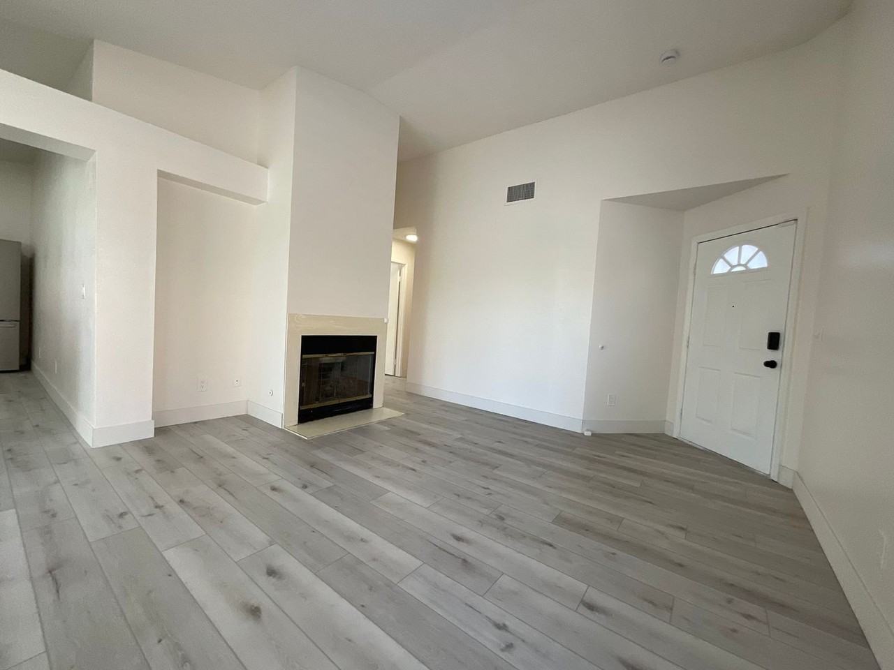 15345 Murray Ave - Photo 5 of 31