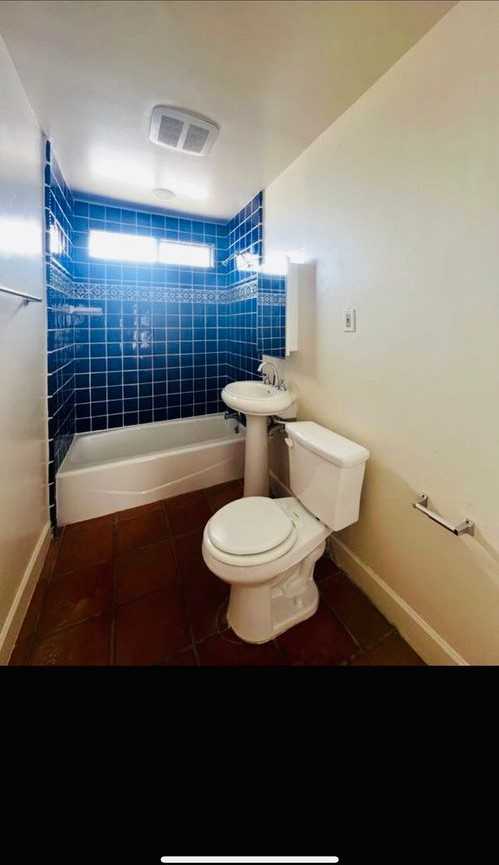 25567 Main St - Photo 7 of 10