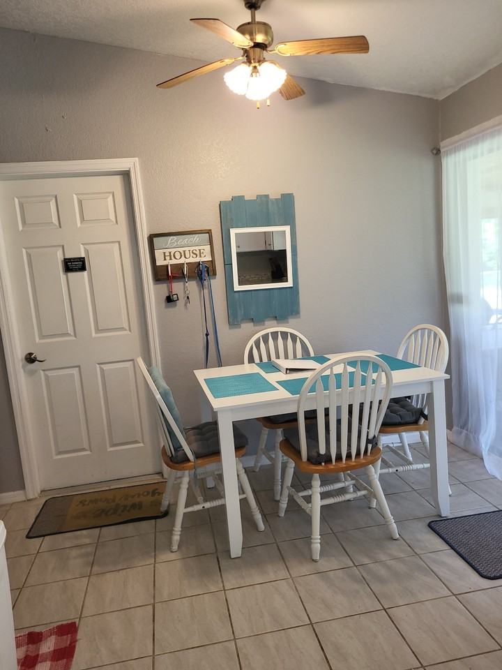 4083 Dotham St #NA - Photo 4 of 8