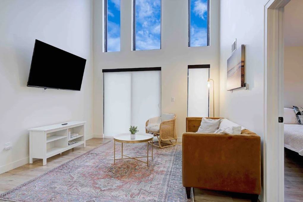 925 East Otjen Street, Unit 1 - Photo 3 of 19