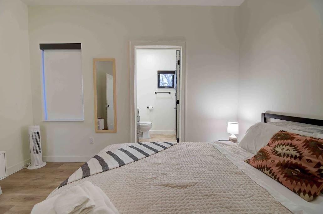 925 East Otjen Street, Unit 1 - Photo 4 of 19