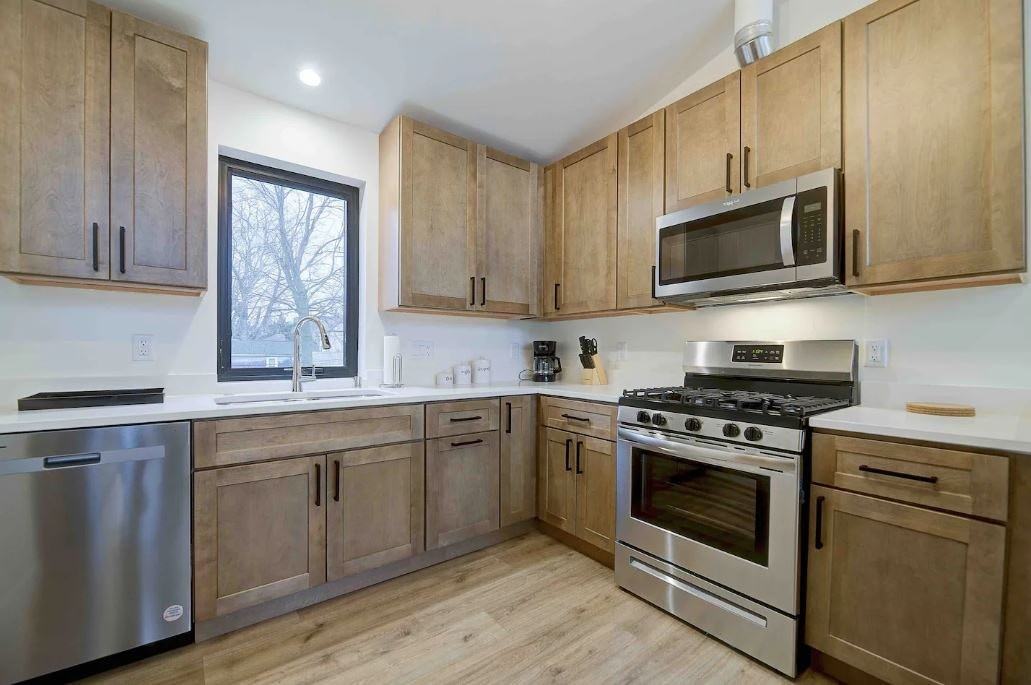 925 East Otjen Street, Unit 1 - Photo 6 of 19