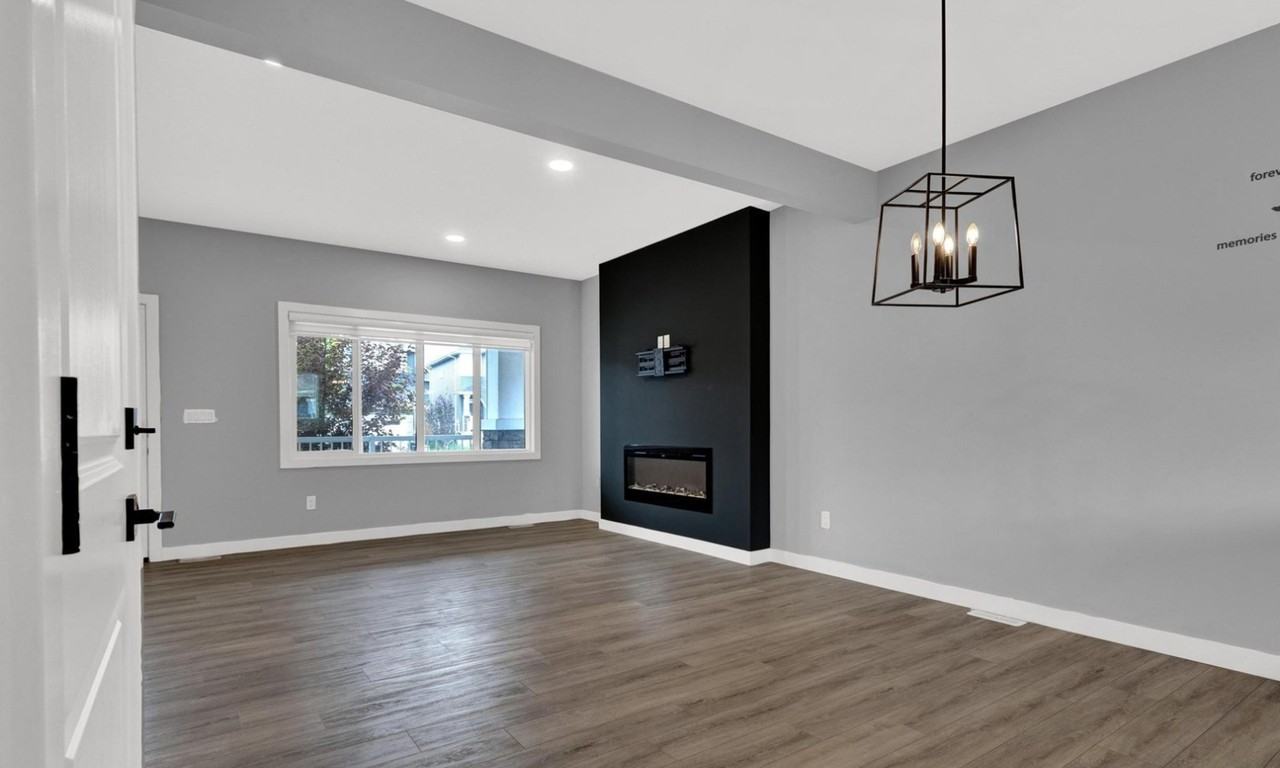 592 Glenridding Ravine Drive Southwest - Photo 2 of 13