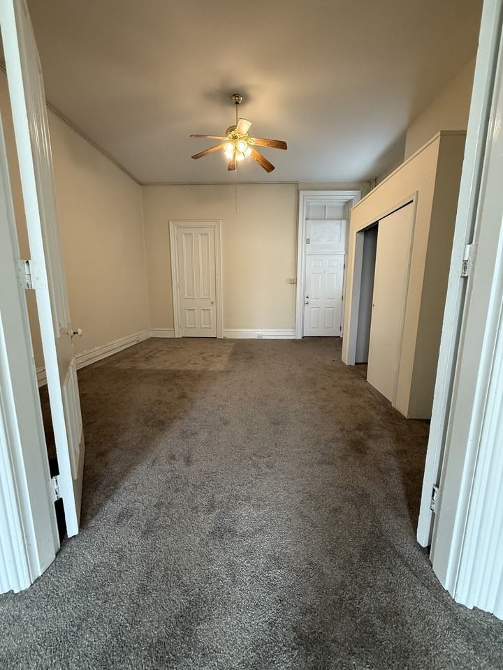 237 East Market Street - Photo 2 of 12