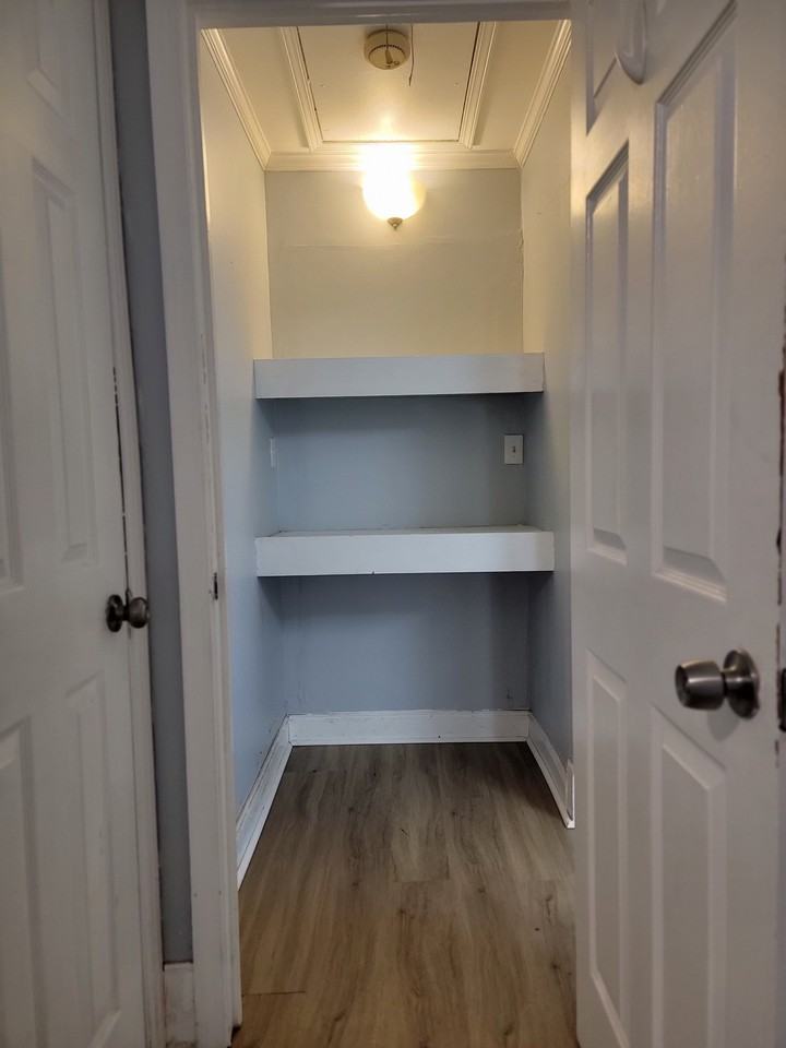 1217 North 32nd Avenue - Photo 3 of 4