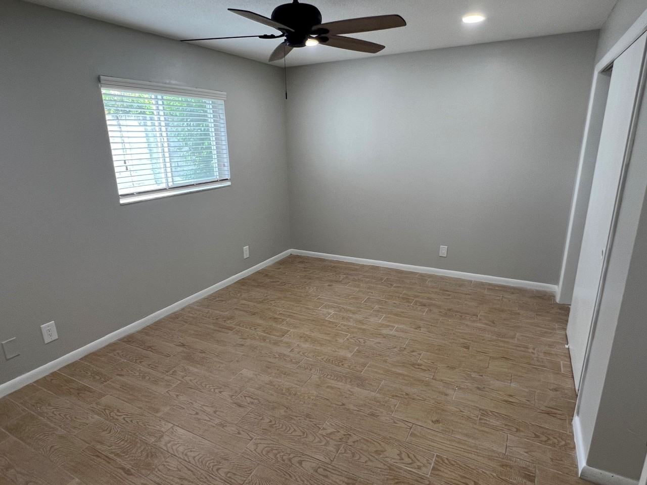 1492 HOLLY HEIGHTS DR - Photo 6 of 18