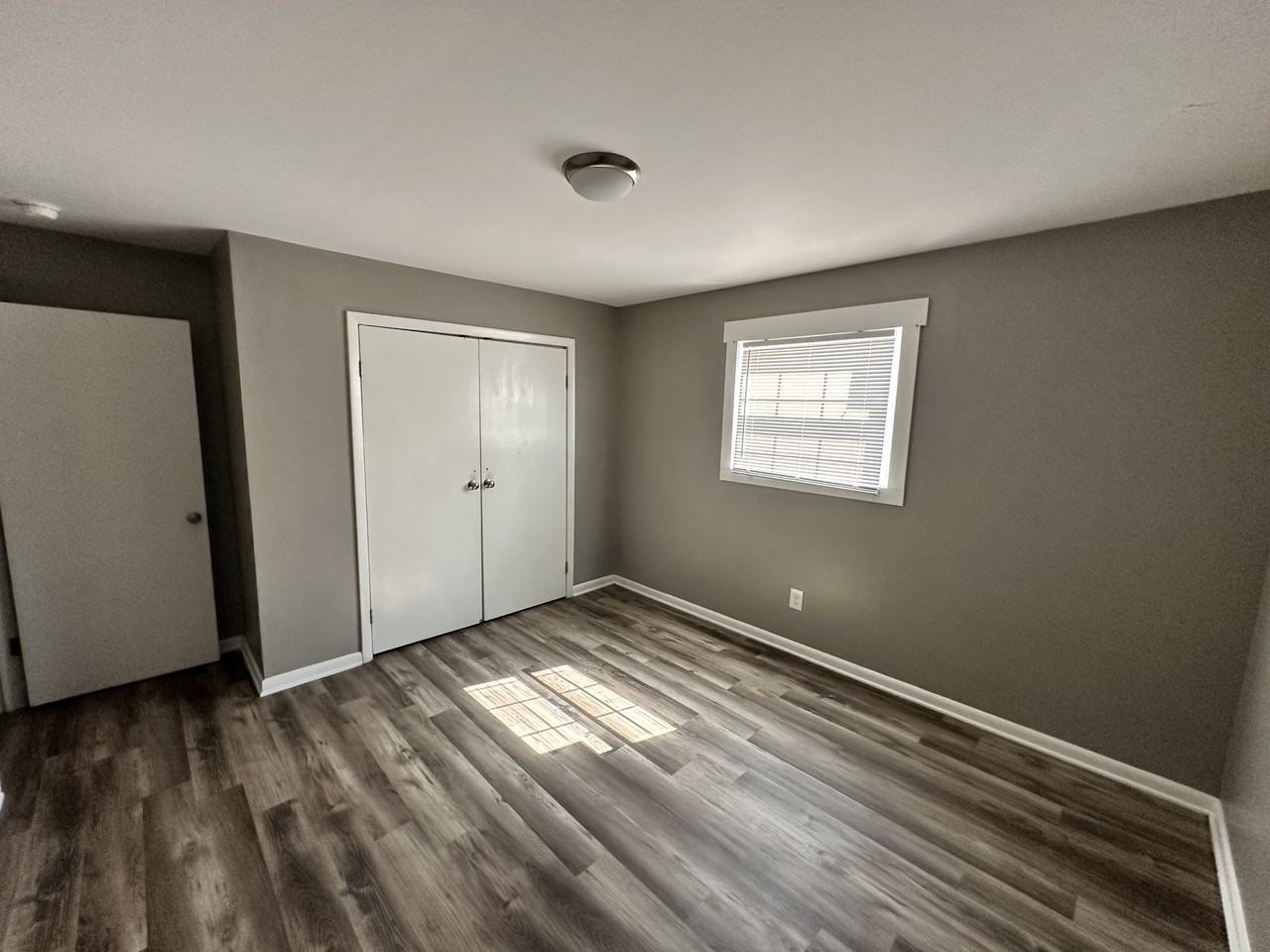 Mansard Square Drive - Photo 2 of 6