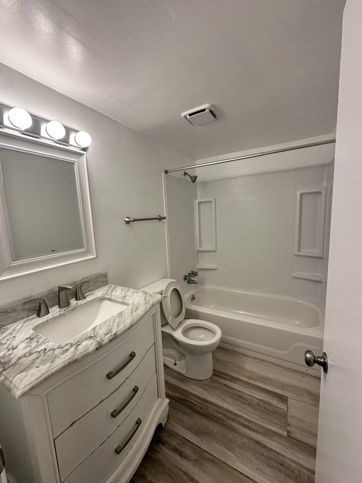 Mansard Square Drive - Photo 3 of 6