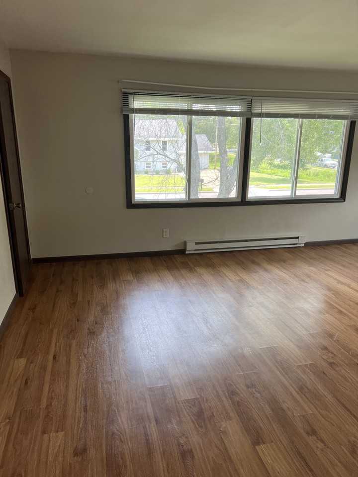 529 and 541 N. Dewey Avenue - Photo 2 of 16