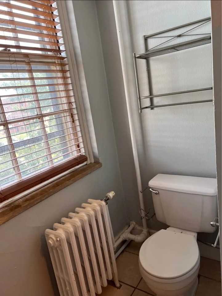 313 North 3rd Avenue East - Photo 2 of 10
