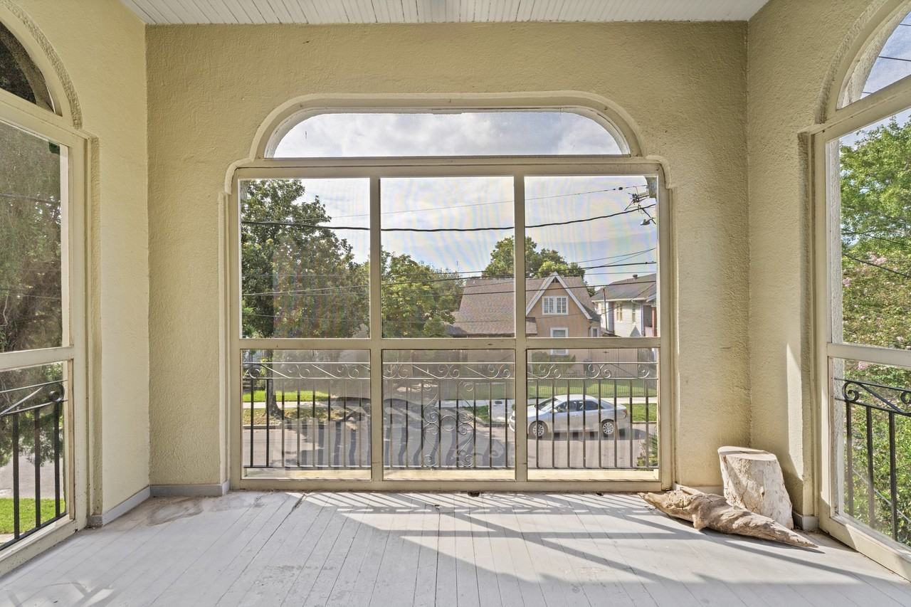 349 Lowerline Street - Photo 2 of 18