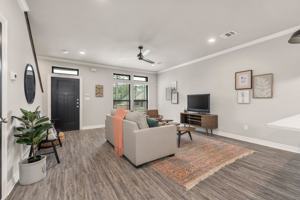 featured image of 701 Turner St