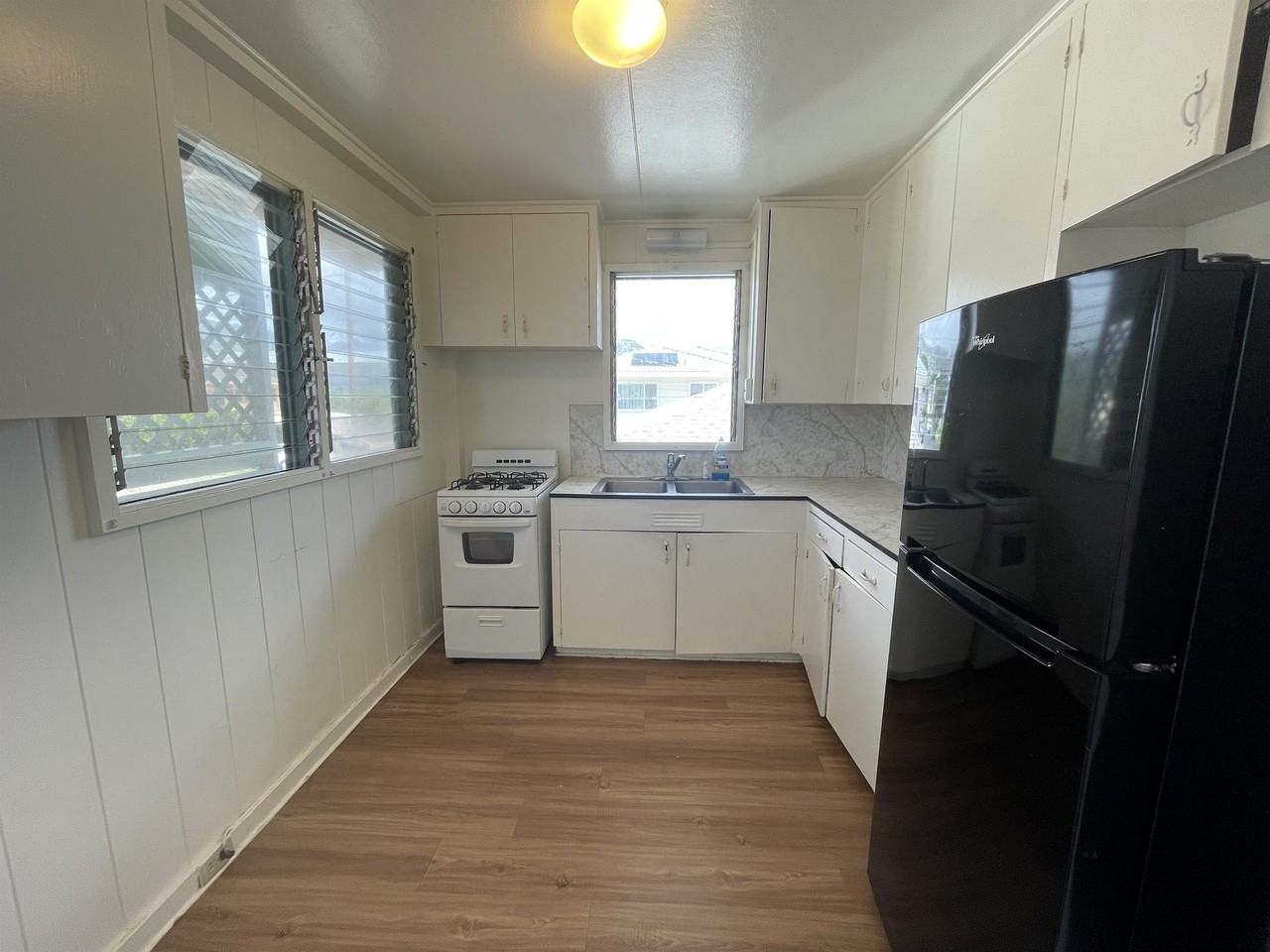 805 Lukepane Ave. - Photo 2 of 5