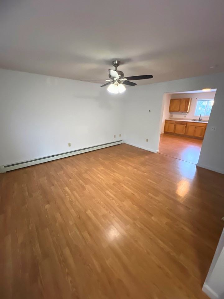 12 Colby Way - Photo 3 of 9