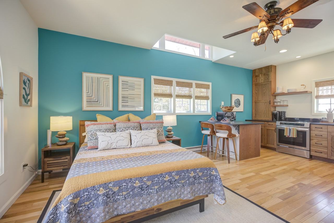 107 5th Street - Photo 4 of 28