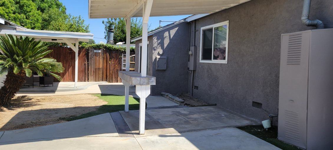 6851 Wilbur Ave - Photo 3 of 11