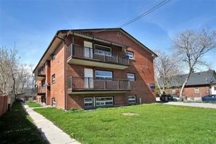 118 Bloor St W - Photo 1 of 1