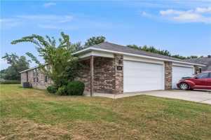 featured image of 242 N Marietta Way