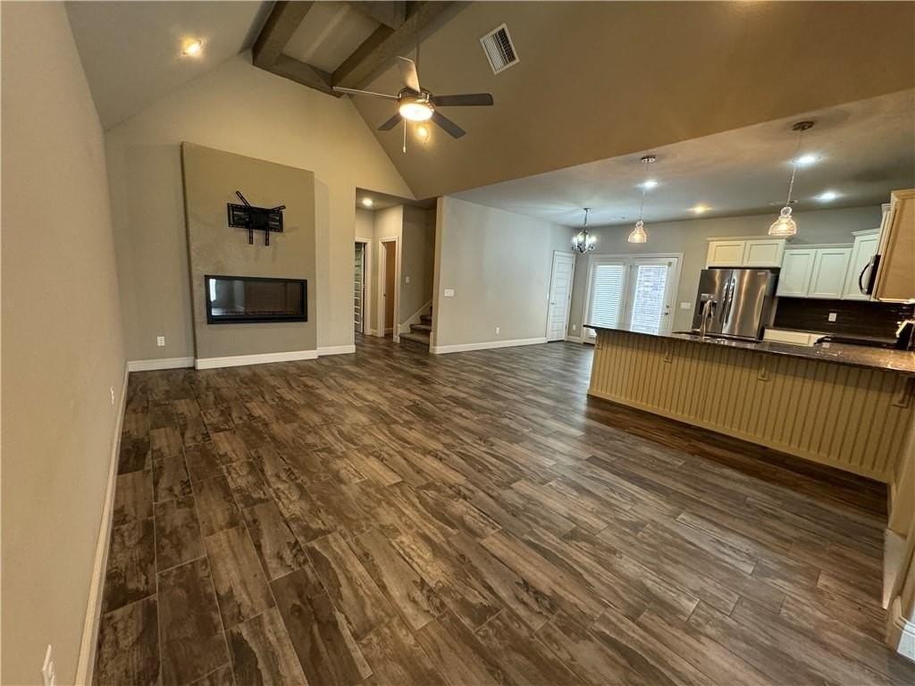 1806 Sw Riverstone Rd - Photo 3 of 34