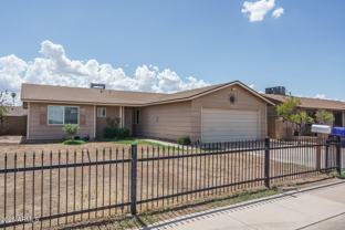 9509 W Pierce St - Photo 1 of 1