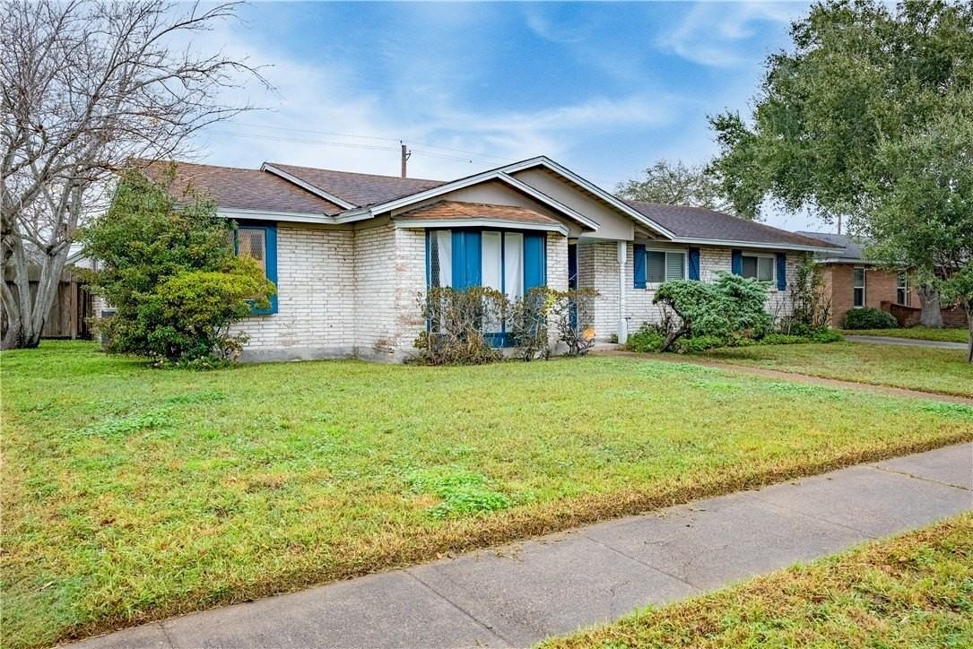 5417 Flynn Parkway - Photo 2 of 15