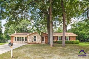 105 Meriwood Dr - Photo 1 of 1