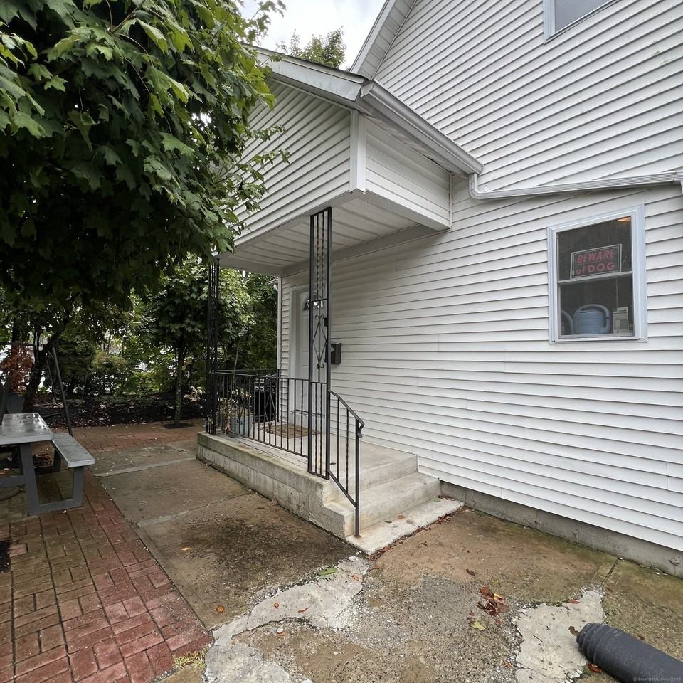 51 South St - Photo 2 of 34