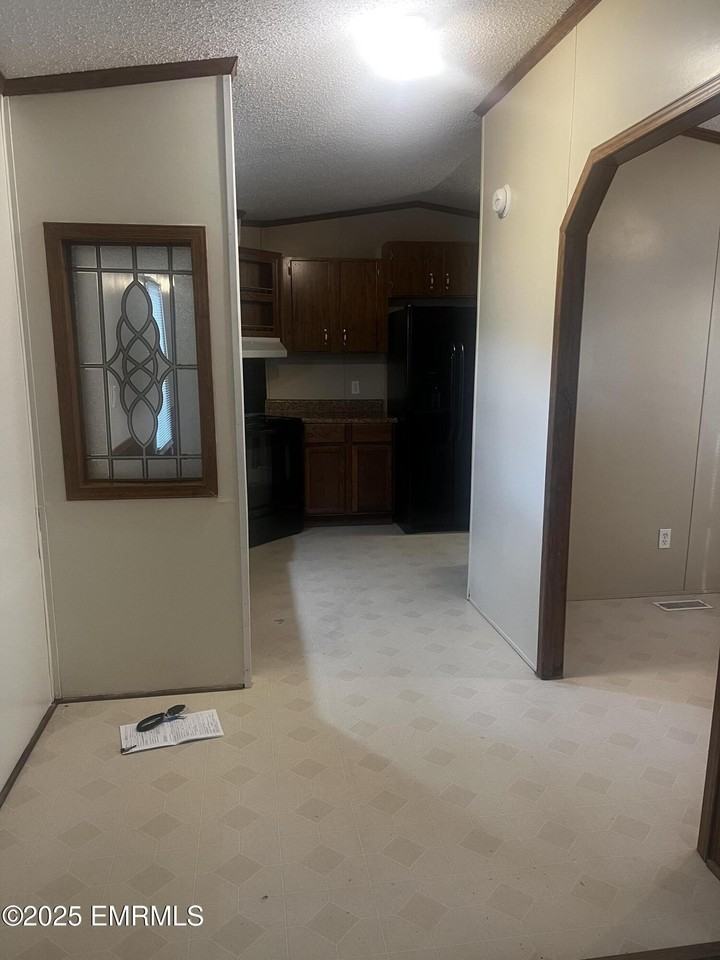 5426A Chandler Rd - Photo 7 of 16