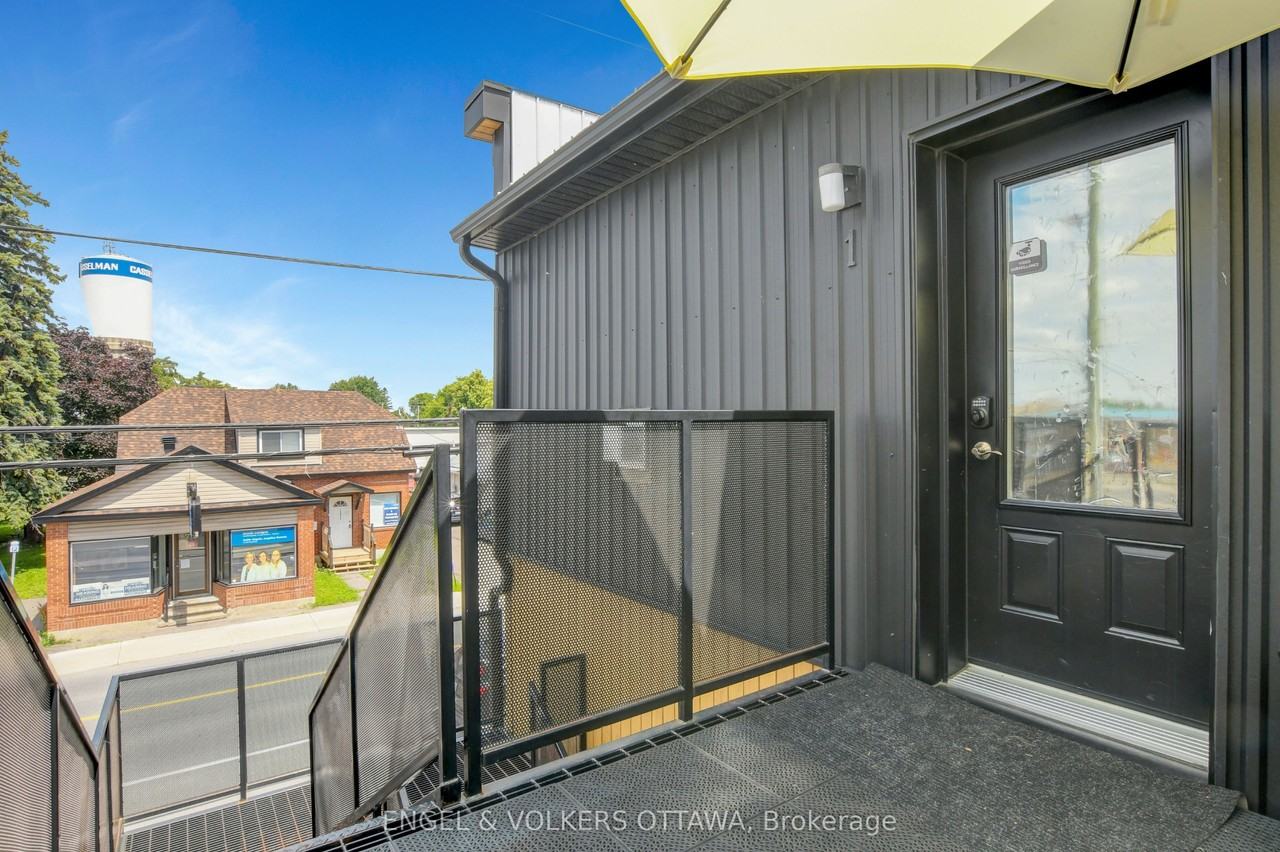 863 Principale Street 1 - Photo 2 of 18