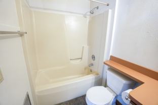 412 W Main St - Photo 1 of 1