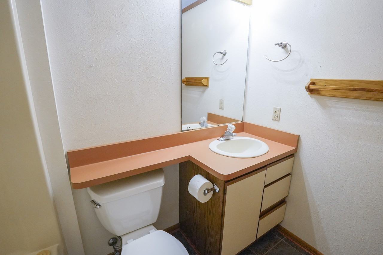 412 W Main St - Photo 2 of 50