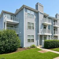 featured image of 372 Heather Croft #372