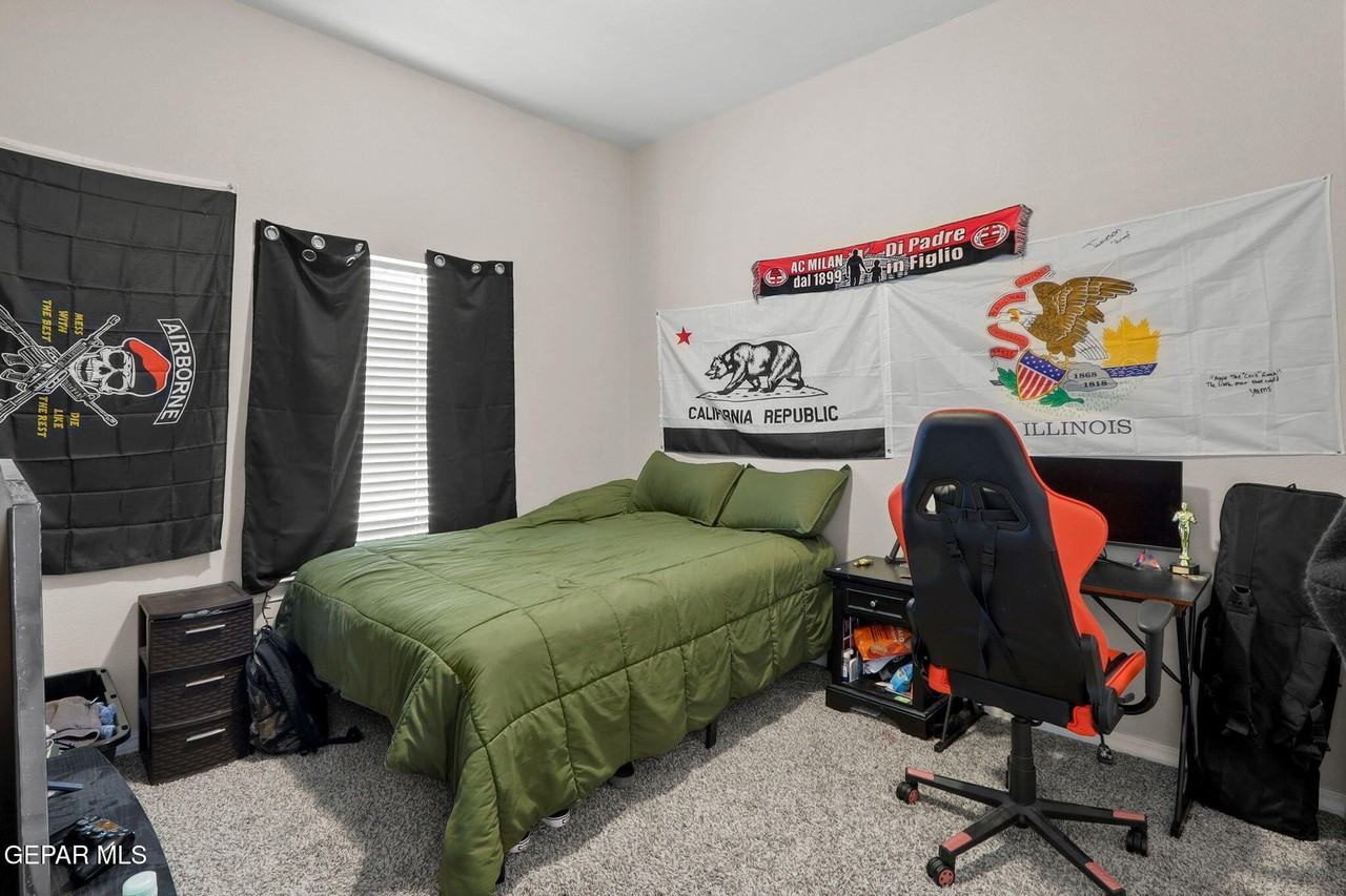 325 Fray Olguin Ct - Photo 7 of 17