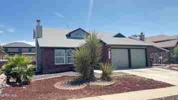 featured image of 7740 Luz De Camino Way