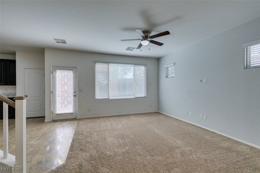 10315 Elmwood Glen Ave - Photo 3 of 37