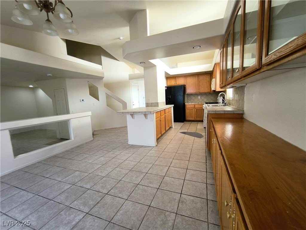 9693 Bighorn Island Ave - Photo 4 of 18