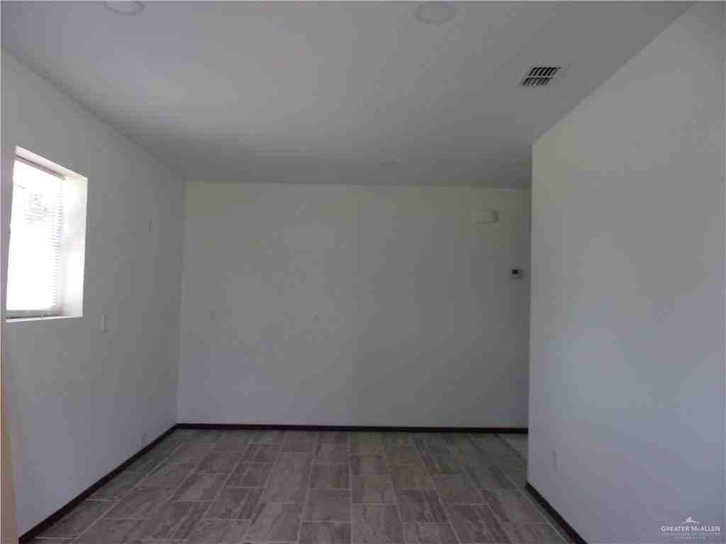 3201 3201 N 5 Mile Line Road - Photo 2 of 9