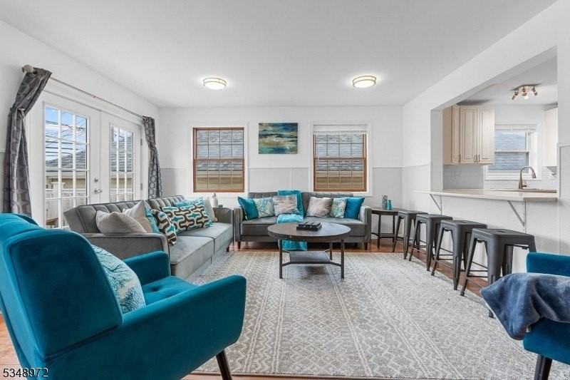 129 Franklin Ave Unit A #A