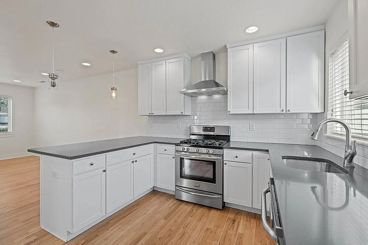 Sloans Lake Flats - Photo 6 of 43