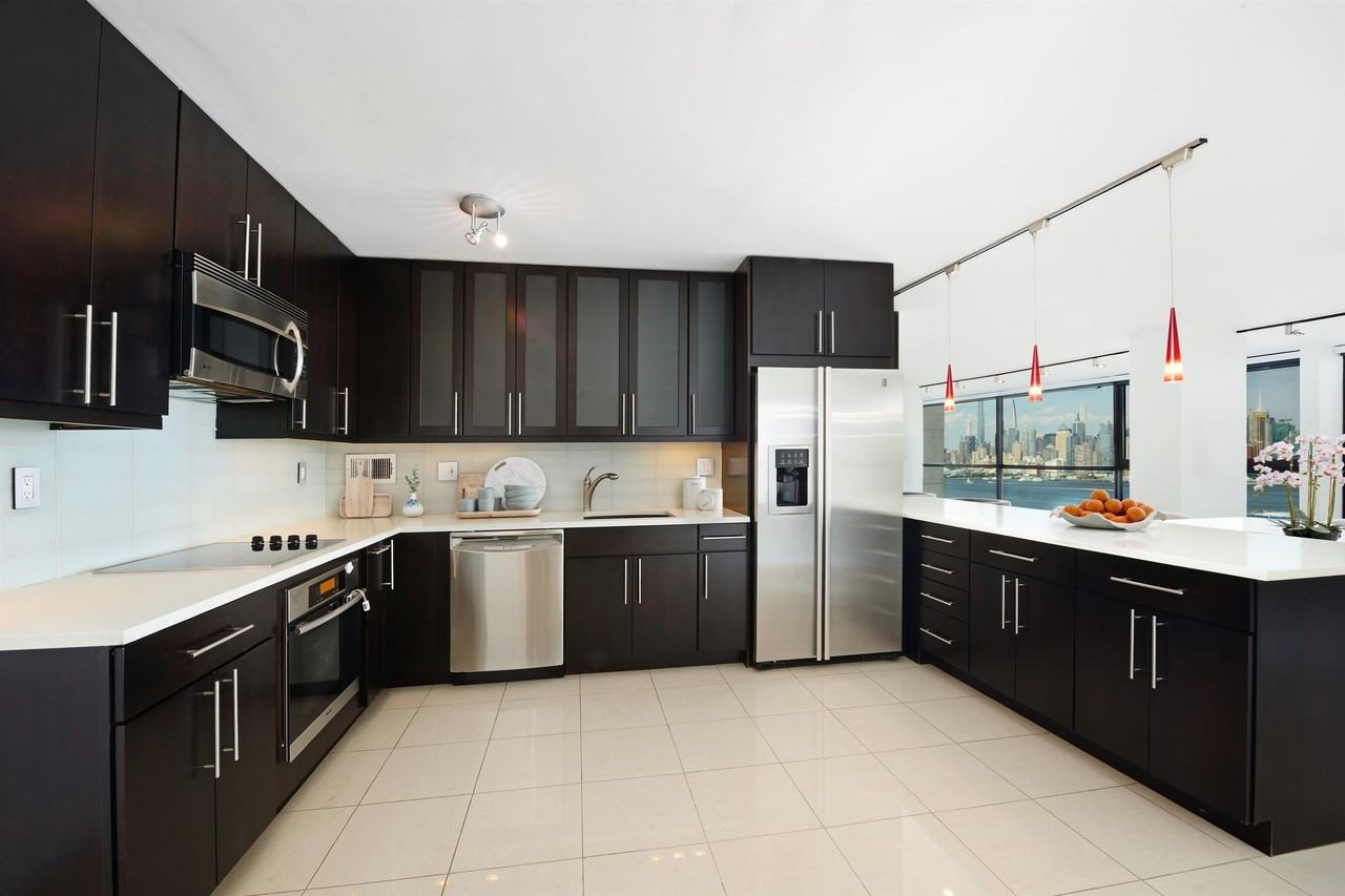 380 MOUNTAIN RD #1207 - Photo 5 of 24