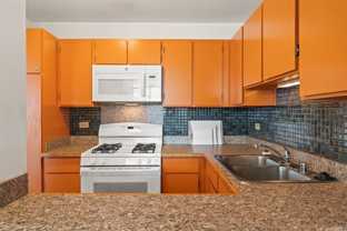 430 Lewers St #12C - Photo 1 of 1