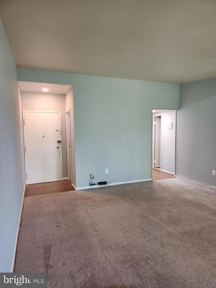 10320 Rockville Pike - Photo 6 of 34