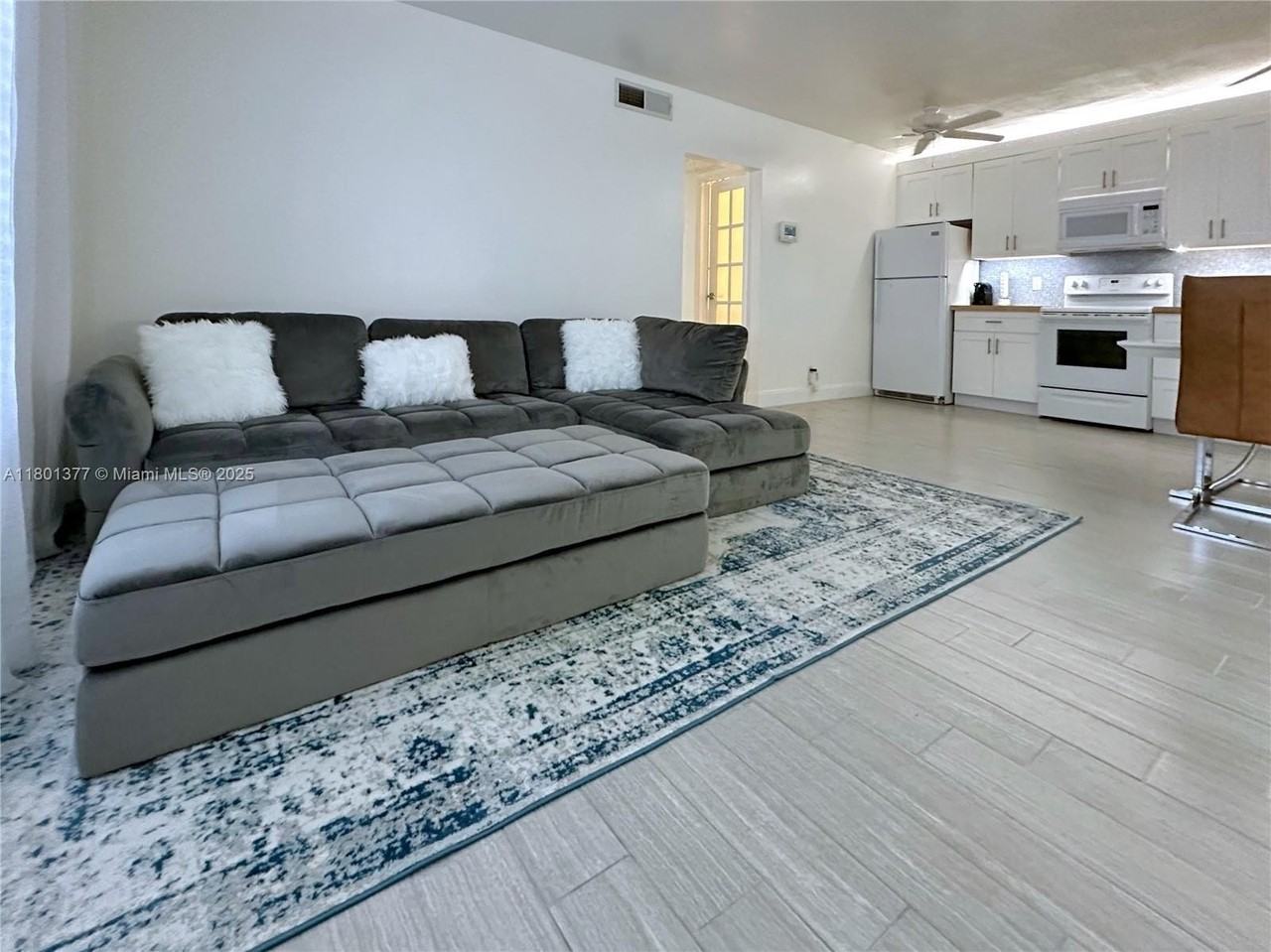 2201 Northeast 66th Street #1301 - Photo 4 of 20