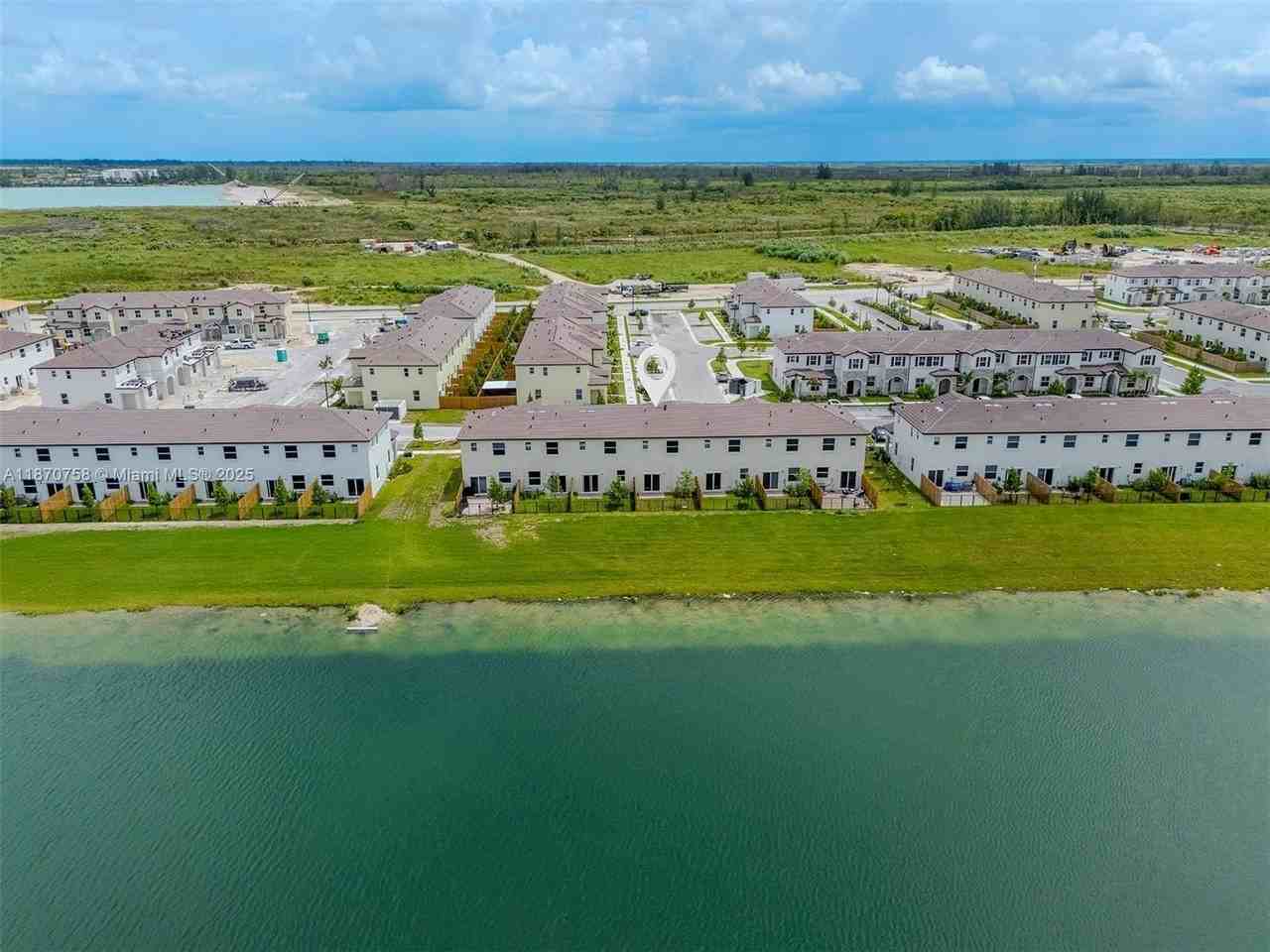 Se 26th Ave #2796 - Photo 7 of 42