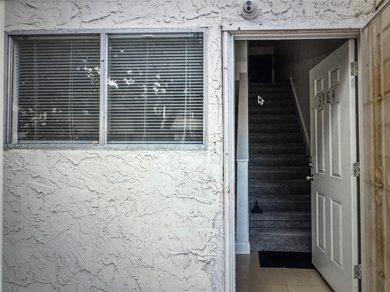 3984 Crayrich Cir #C5 - Photo 5 of 35