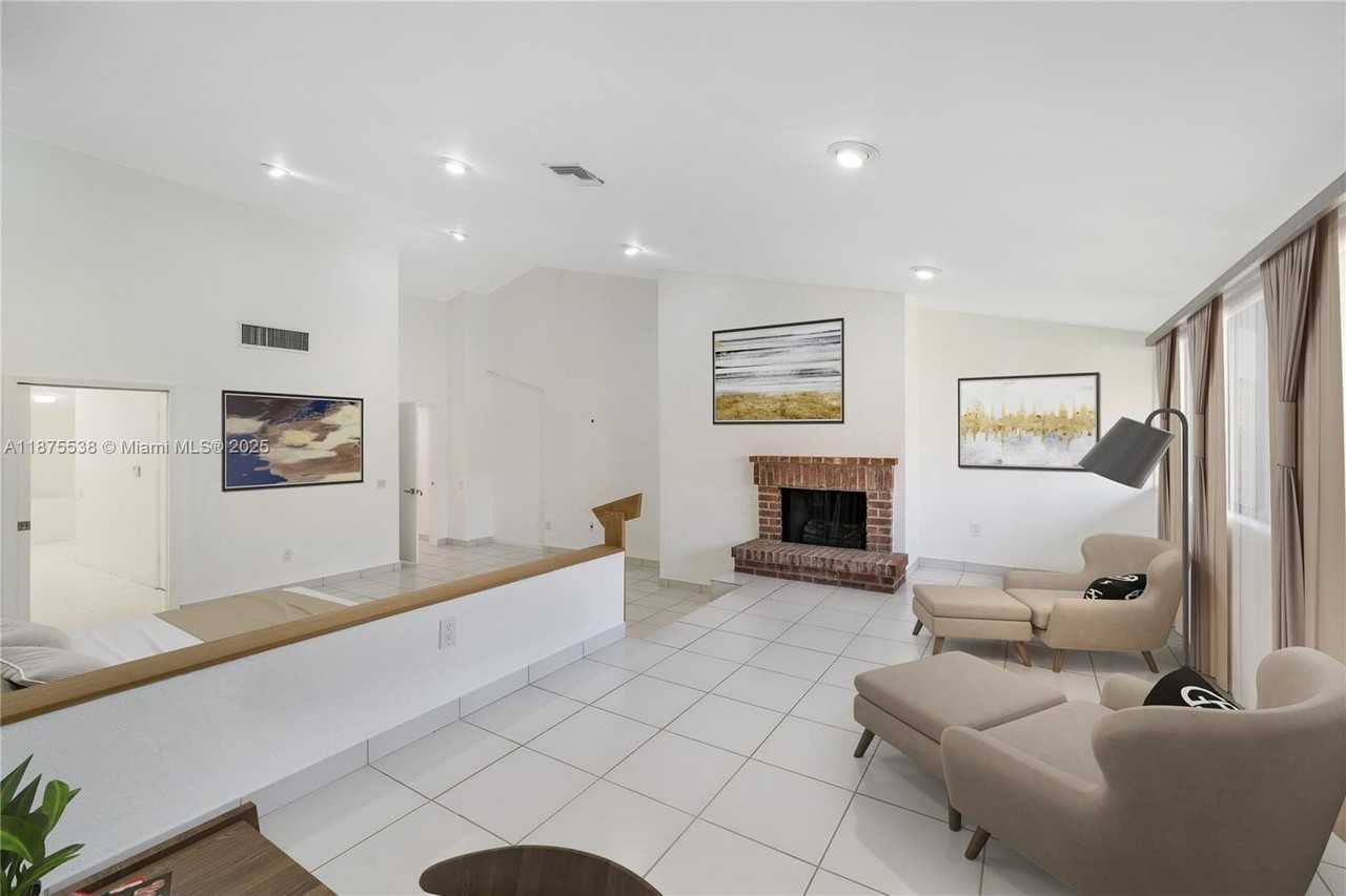 2000 S Bayshore Dr #61 - Photo 4 of 42