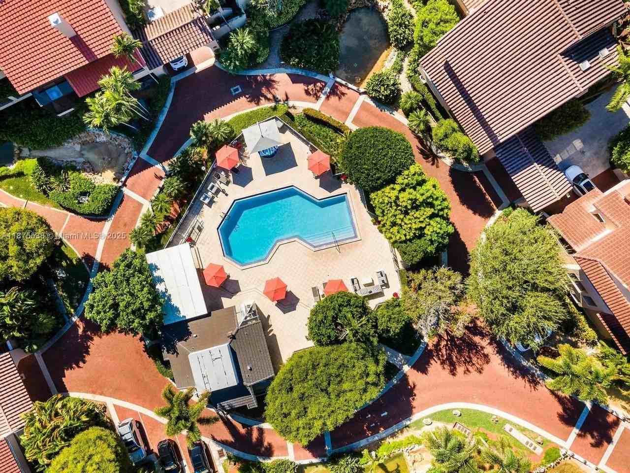 2000 S Bayshore Dr #61 - Photo 6 of 42