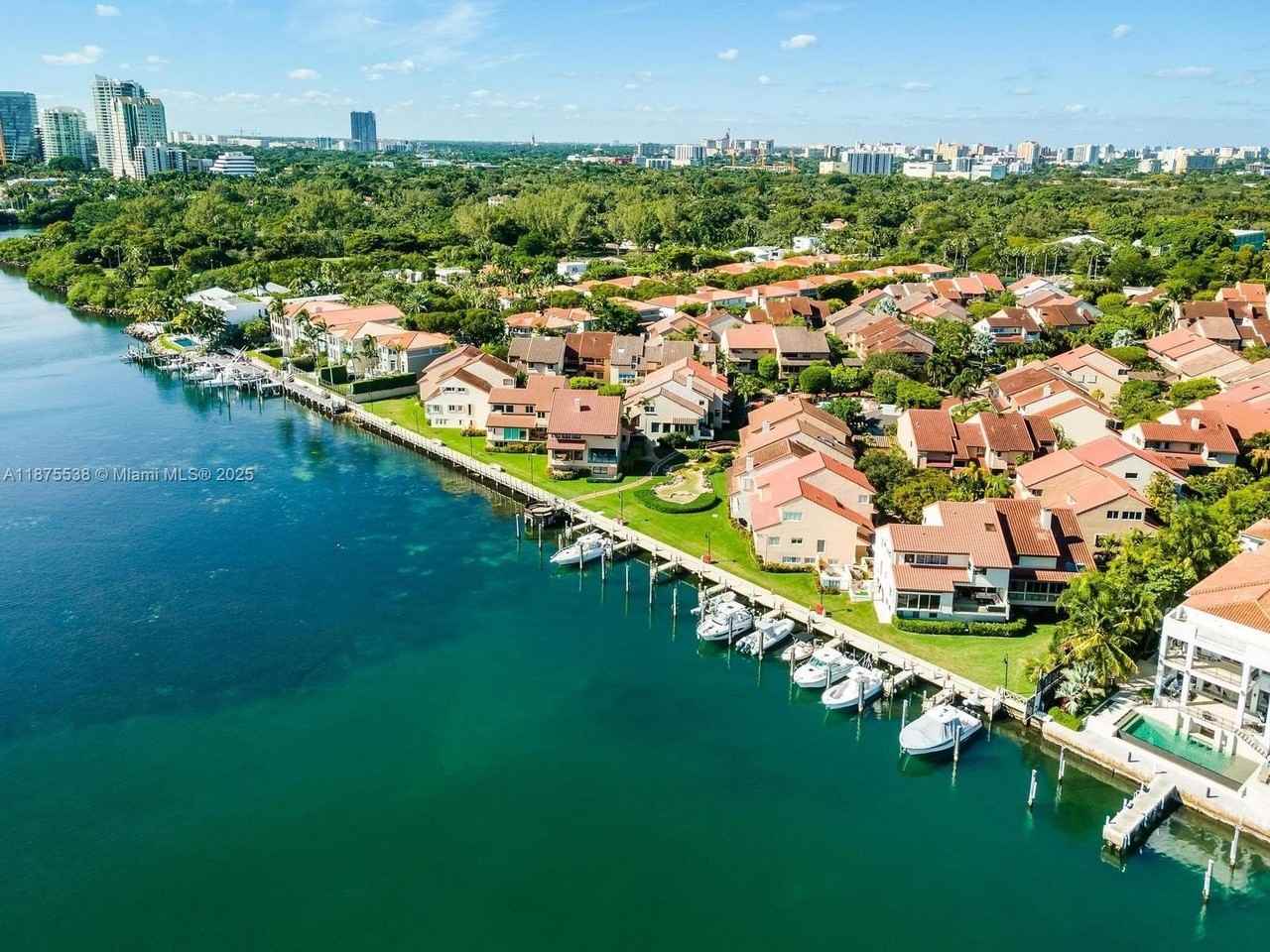 2000 S Bayshore Dr #61 - Photo 7 of 42