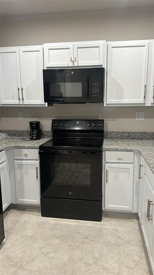 1070 Nw 6th Terrace 1070 nw 6th terrace #1070 - Photo 6 of 7